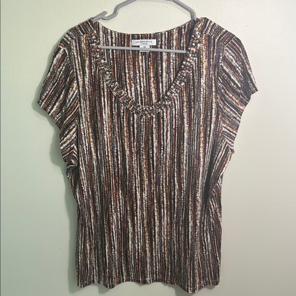 Liz Claiborne Tops - Liz Claiborne Brown Tan Cap Sleeve Blouse